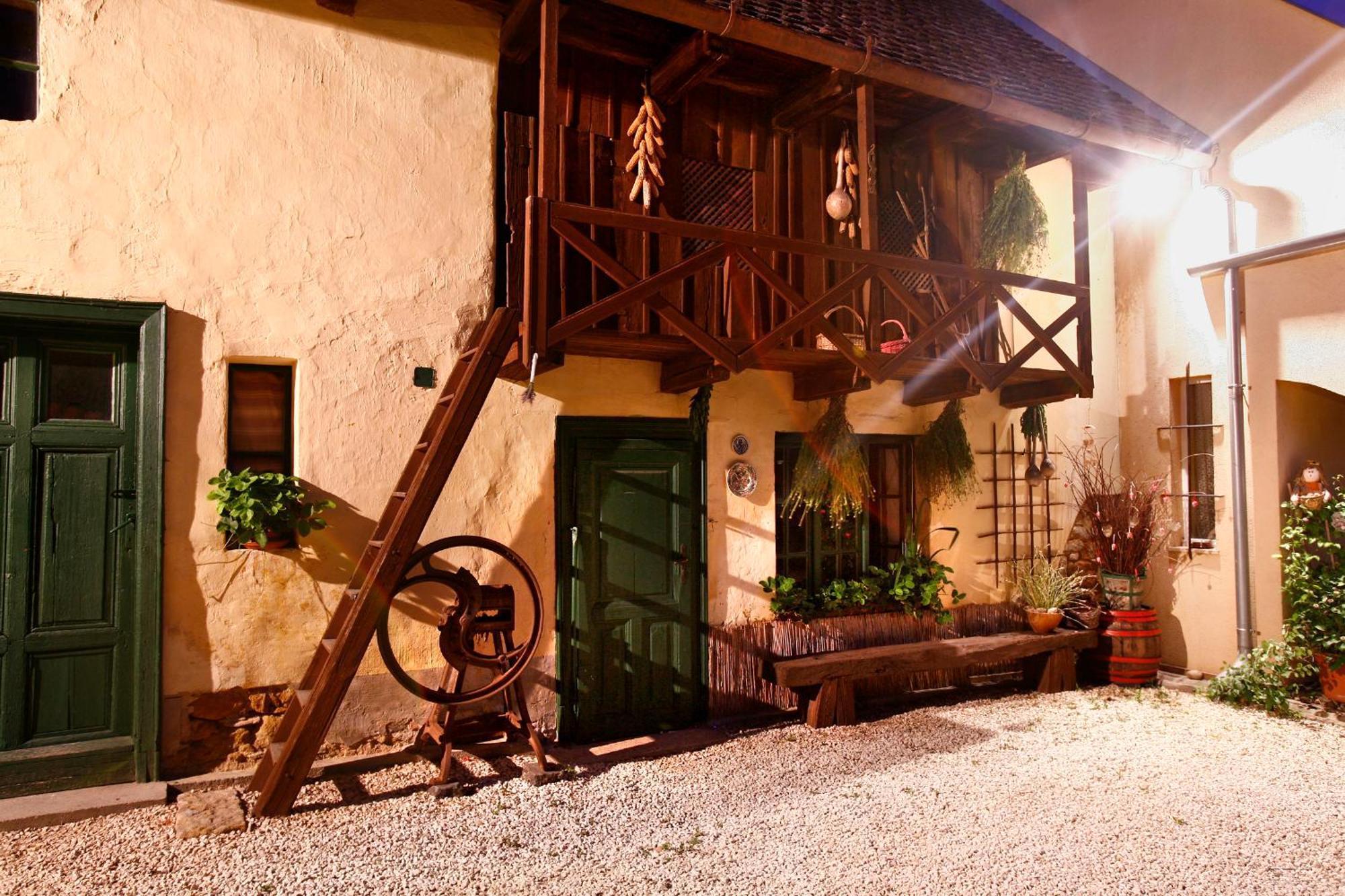Keszi Panzio Hotel Budakeszi Buitenkant foto