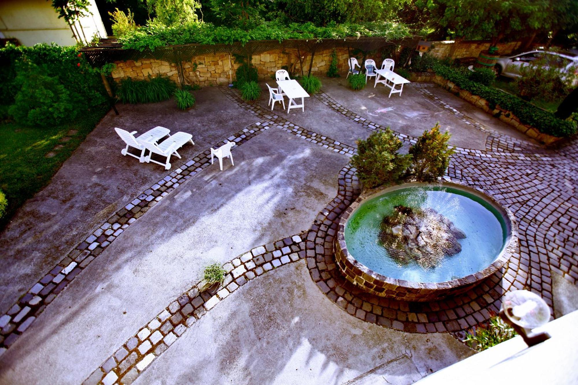 Keszi Panzio Hotel Budakeszi Buitenkant foto